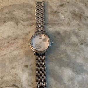 Guess heart ❤️watch silver used! Good condition 😍